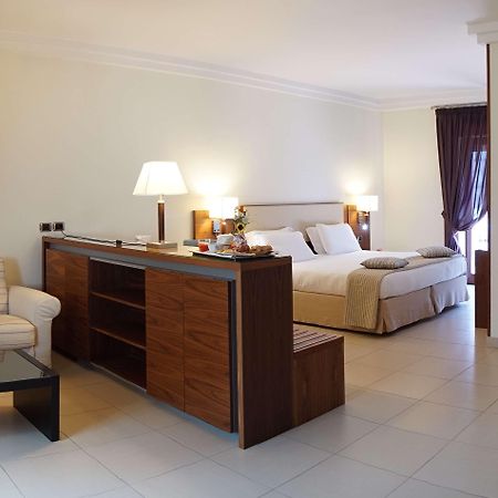 Suites & Residence Hotel Pozzuoli Exterior photo